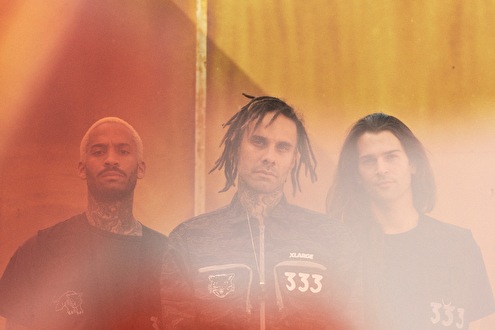 FEVER 333