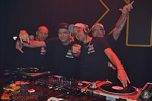 Early Gabbers DJ Team