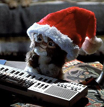 [img width=350 height=360 cacheid=0000c072000183c7dbaecf441000f891e3]http://www.dvdinmypants.com/features/12-05/images/gremlins.jpg[/img]