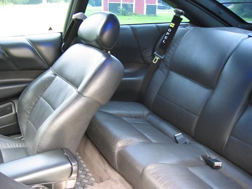 [img width=500 height=375 cacheid=0000d5f80001b92eb047c49e1a00fa247e]http://img64.exs.cx/img64/8411/inside1.jpg[/img]