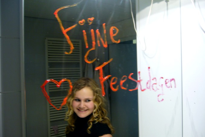 [img width=678 height=453 cacheid=0000e5a60001e00e2cc794681000fd3b4e]http://img159.imageshack.us/img159/2985/27616164mw3.jpg[/img]