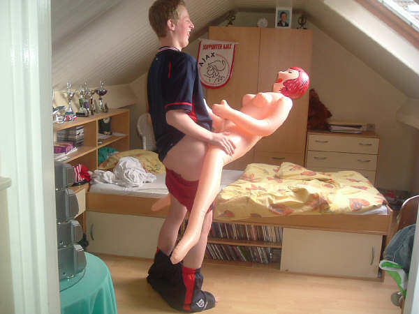 [img width=356 height=284 cacheid=0001012e0028f934ce72472c1a01fff64f]http://pushbox.murfo.com/ajax.jpg[/img]