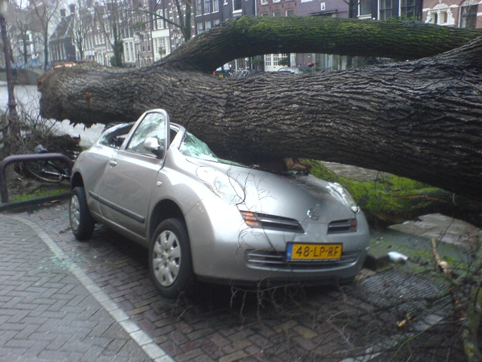 [img width=640 height=480 cacheid=0001b31e0003e63360a18e3b1a01bcc1e9]http://www.geenstijl.nl/feauteaufuck/manches/63/images/c8ea0bd7ad61b078c3607496a1b476d324806.jpg[/img]