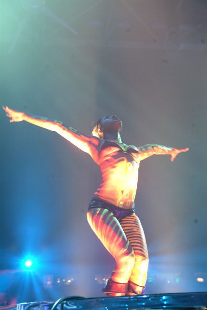 [img cacheid=000297e2000612d661dc1cdc2000002617]https://album.partyflock.nl/34173890.jpg[/img]