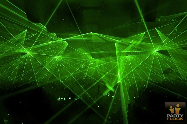 [img width=720 height=480 cacheid=0002a39d00062bfd67114c012000002dca]https://photo.partyflock.nl/images/161358/main/571345.jpg[/img]