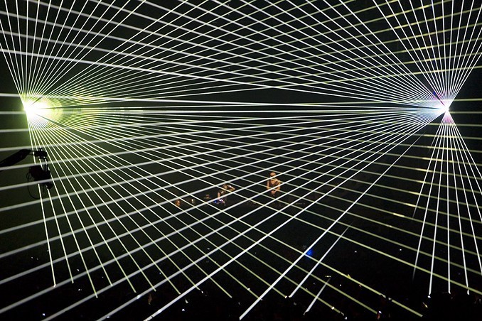 [img cacheid=0002c882000680b5219a7caf20000027c4]https://album.partyflock.nl/25562102.jpg[/img]