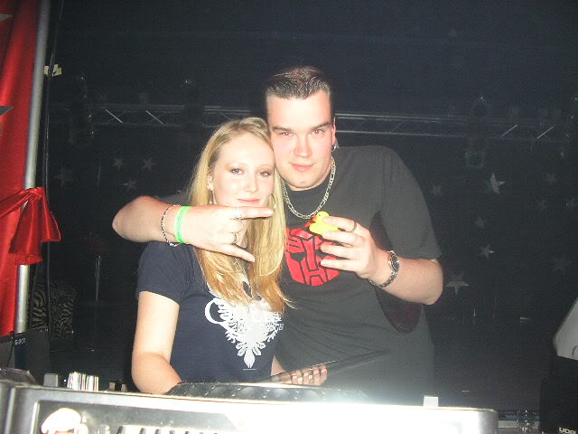 [img width=640 height=480 cacheid=0002ca0f000683fdfab3e46e1e00024d33]http://img.photobucket.com/albums/v107/pimritsel/PC290155.jpg[/img]