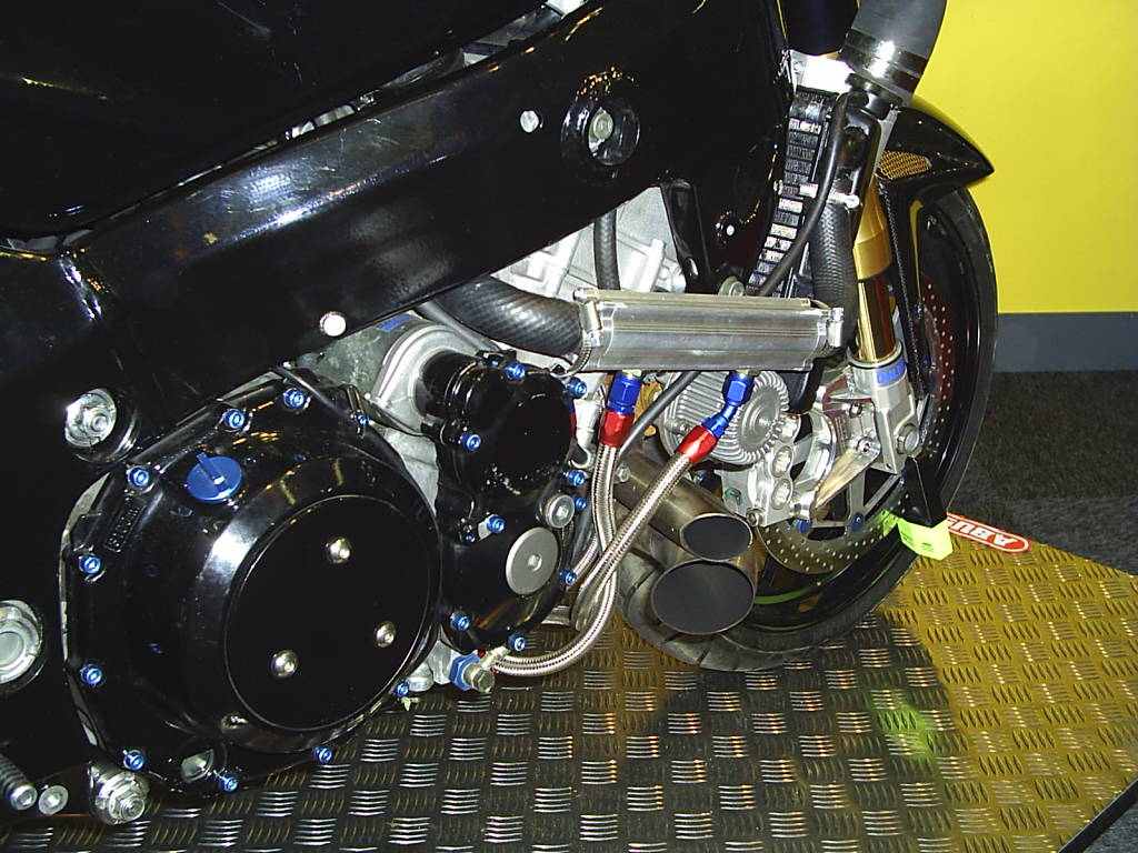 [img width=640 height=480 cacheid=0002e4e10006ccf68b2b07001a00c8521c]http://members.lycos.nl/kutgabber/GhostRider/S2020050.JPG[/img]