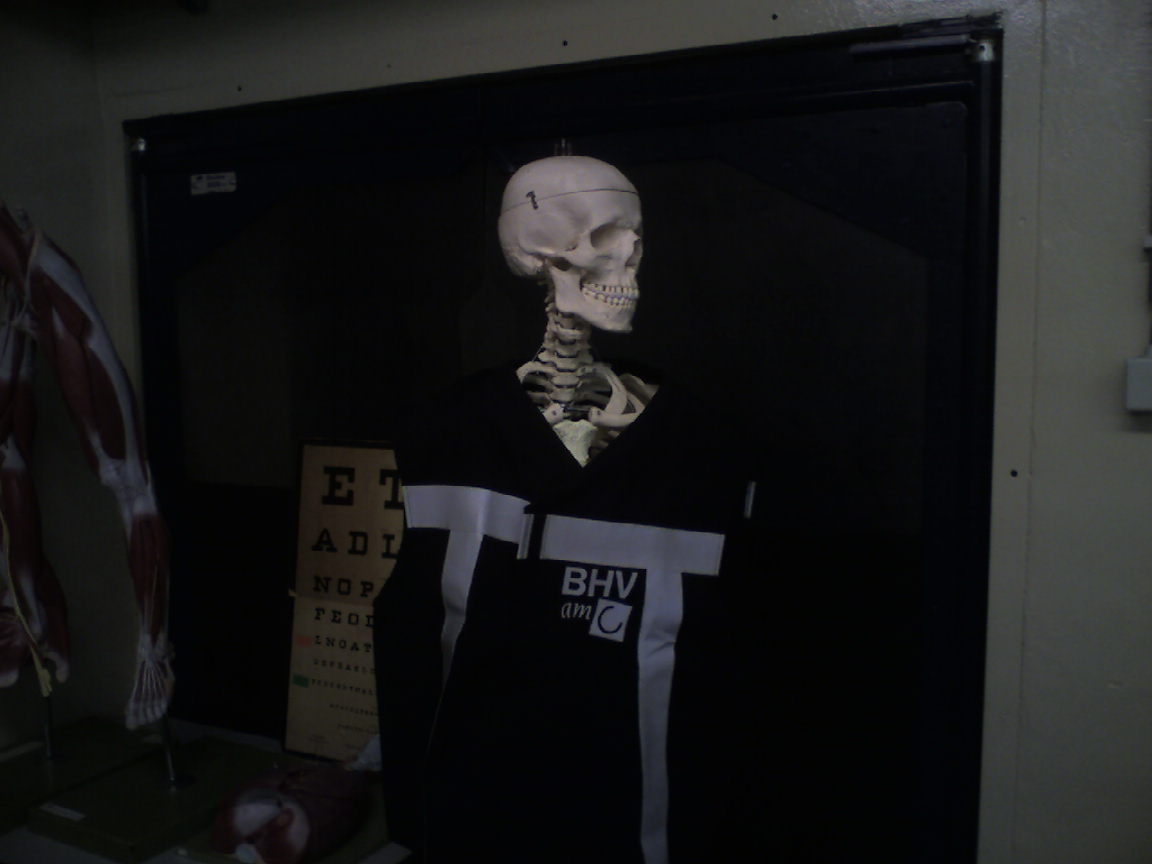 [img width=500 cacheid=0002ec360006e14b1e252a701e0000003b]http://www.tweakers.net/ext/f/65200/full.jpg[/img]