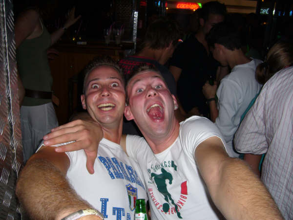 [img cacheid=0003cbaa00094de6775891f31e00003ea5]http://tkfiles.storage.msn.com/x1pEfyVCmyMYWJKI0qMjHCa94pWFIcQsCrI5Jpm7wcOQg_tUdTvOg78XhtwtQr73r1eBWCo1rng-JwhUbuB2rcNuUuX25BZ0rRY-6tGmg3Qr8SBQp3TszBKltjtkDpaBfNkZkvurzPmmWE[/img]