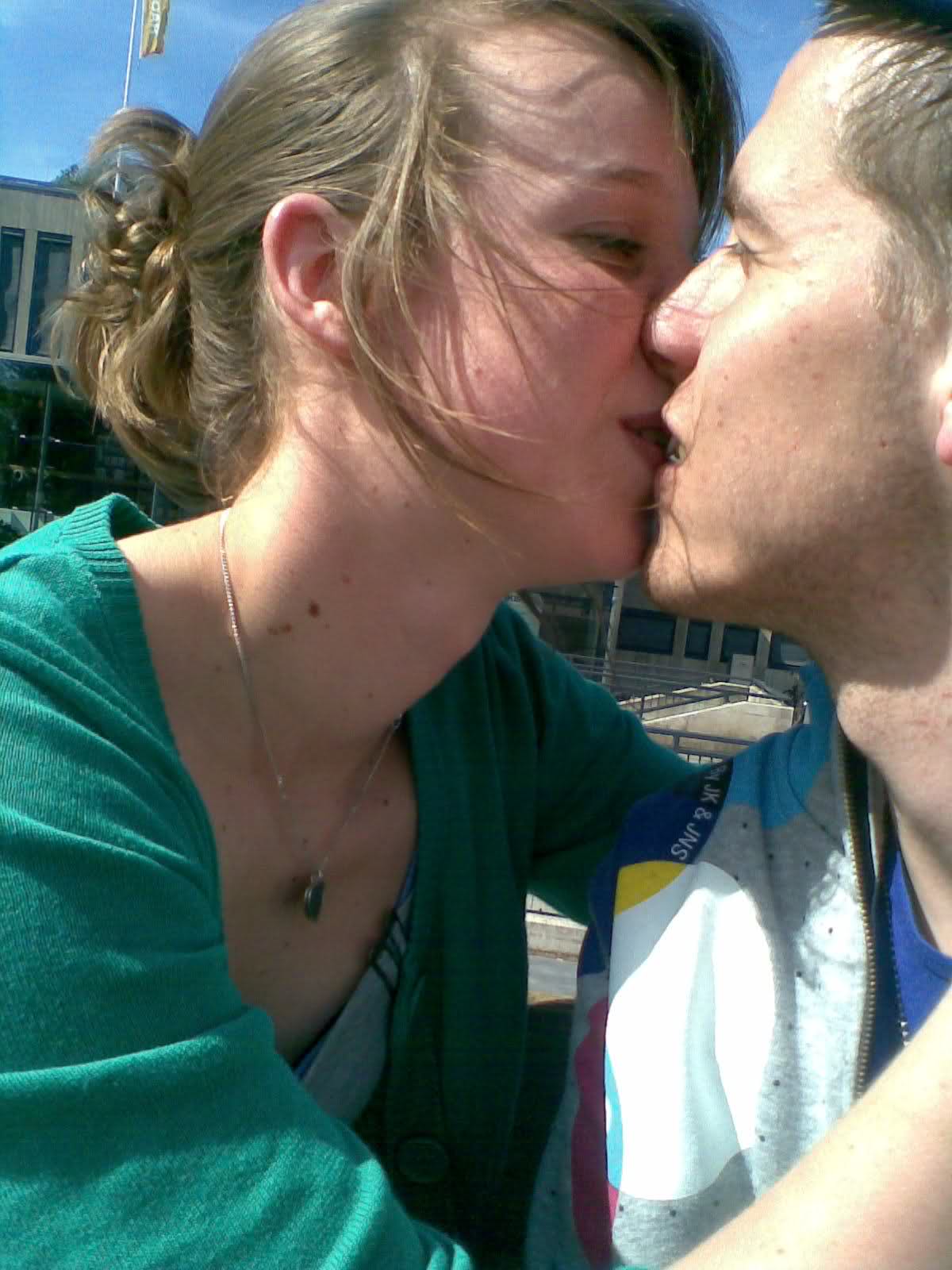 [img creat left width=150 cacheid=000429f2000a60d8db4b77131d00554564]http://i40.tinypic.com/68671k.jpg[/img]