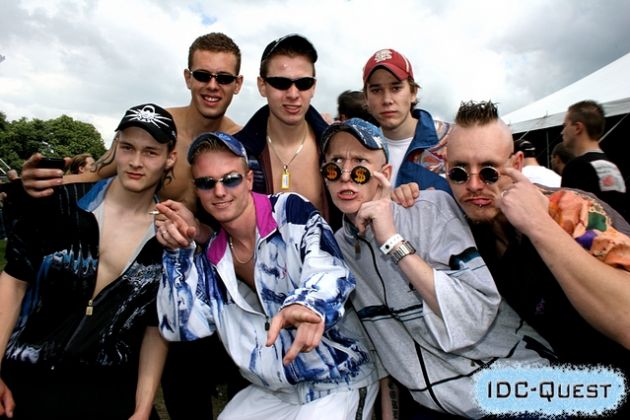 [img width=630 height=420 cacheid=00047a7c000b42e50d905ca91b00262fb9]http://www.idc-quest.com/fotogallery/albums/2007/JULI%20-%2028%20-%202007%20-%20Dominator%20The%20Hardcore%20Festival%20-%20Q-Dance%20-%20Art%20of%20Dance%20-%20Stadspark%20Groningen/DominatorTHF280707021.jpg[/img]