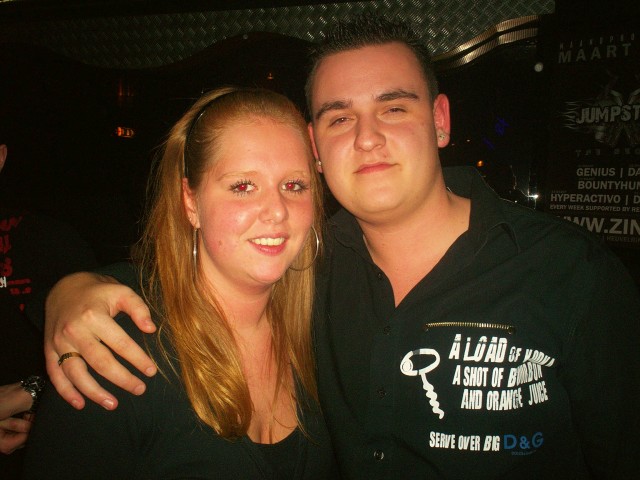 [img width=640 height=480 cacheid=0004dcc3000c51057bcd86d210004d8272]https://album.partyflock.nl/7189573.jpg[/img]