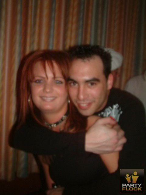 [img width=480 height=640 cacheid=0004e913000c7ab8032f03411e0000763a]https://photo.partyflock.nl/images/names/PARTYID/28150/STAMP/1110042080/IMGID/143674.jpg[/img]