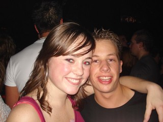 [img width=320 height=240 cacheid=0004ec4c000c856df55c30791a0223bbf8]http://img166.imageshack.us/img166/4927/25657269bv1.jpg[/img]