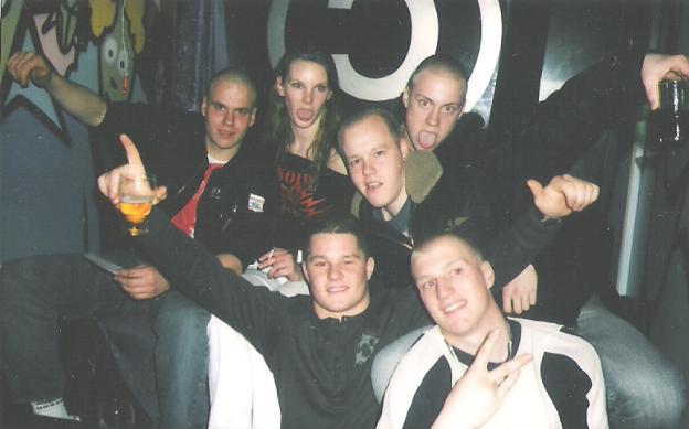 [img cacheid=0004fba4000cb65891dcc63e1e00007b2f]http://members.ams.chello.nl/kleister/Scan0001.jpg[/img]