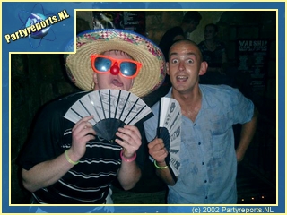 [IMG]http://partyreports.kicks-ass.net/20050708_Hellraiser_Zak_Uelsen/cimg0048.jpg[/IMG]