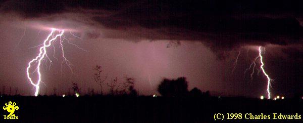 [img cacheid=000624ce00102d8d71e3a3061a005e15d8]http://www.cloud9tours.com/bear/pictures/0719bd.jpg[/img]