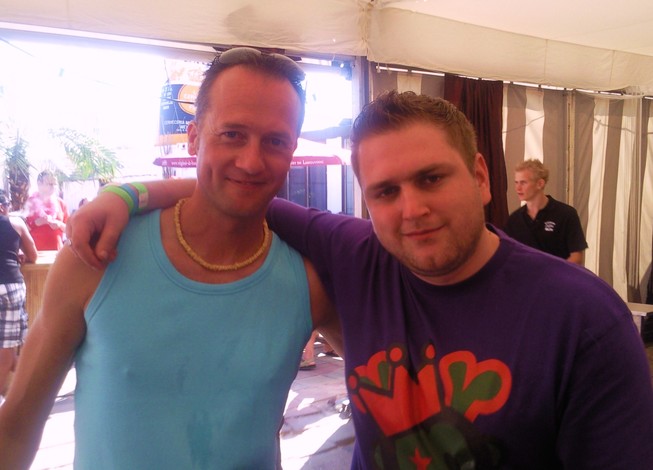 [img width=653 height=470 cacheid=00062c720010441c792361e91b0058bf01]https://album.partyflock.nl/78251998.jpg[/img]