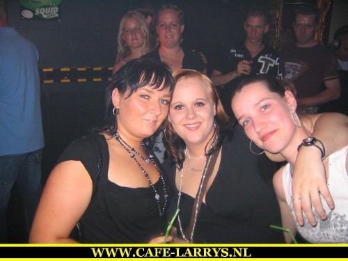 [img width=500 height=375 cacheid=00068a2b001147b14aa4c8301e0000ecba]http://www.mijnalbum.nl/Foto=88LT8QG8[/img]