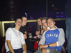 [img cacheid=0006993000117cdfd44555601e0000f391]http://photos3.flickr.com/5770393_4218807fda_m.jpg[/img]