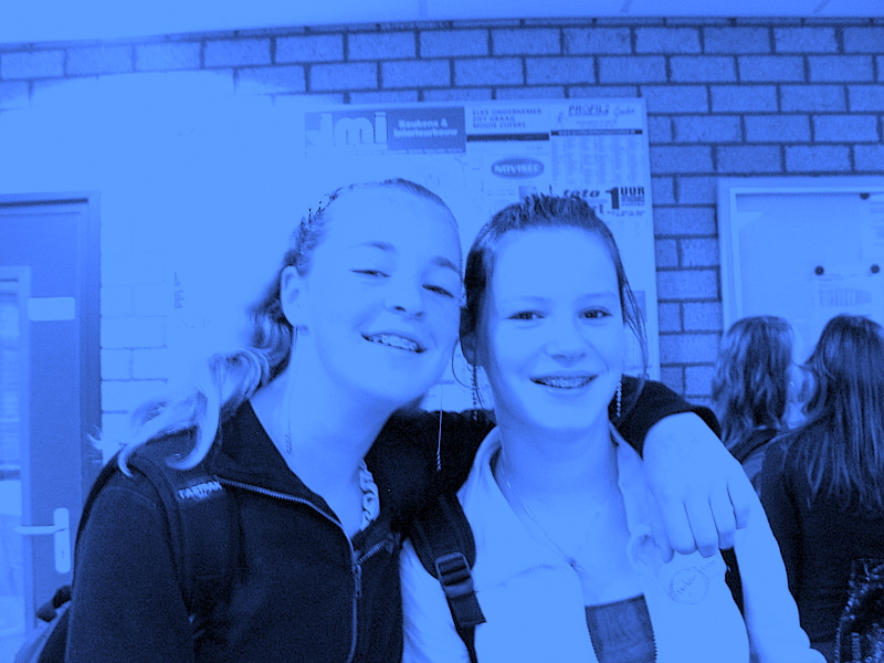 [img width=800 height=600 cacheid=0006ba390011eae9d183cff110012e6f17]http://img127.imageshack.us/img127/7353/sgolpdragt001ci8.jpg[/img]