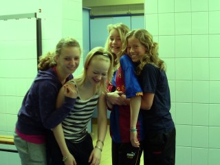 [img width=320 height=240 cacheid=0006fe010012c7669c8d4db2100168ecde]http://i30.tinypic.com/34zhkdf.jpg[/img]