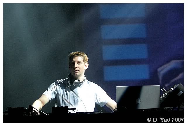 [IMG]http://img.photobucket.com/albums/v483/Reefun/HQ%20XL/HQXL200418.jpg[/IMG]