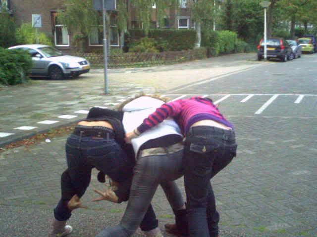 [img width=640 height=480 cacheid=0007ad520014e9b0cb44df8510025e6ab1]http://i33.tinypic.com/3539k3m.jpg[/img]