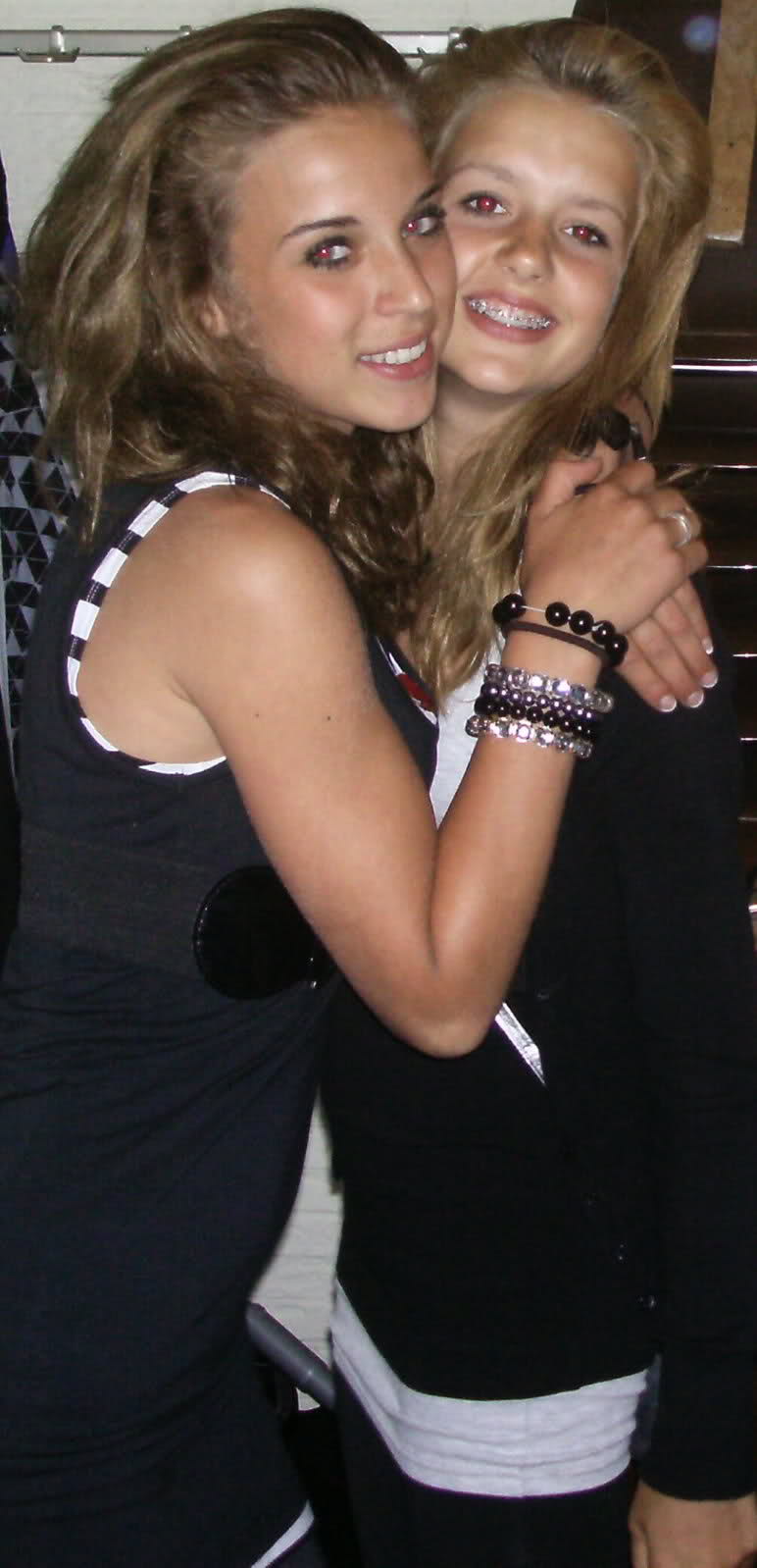 [img width=772 height=1598 cacheid=0007e9d400158d2983f5ddc8100287d1eb]http://i32.tinypic.com/2e23y54.jpg[/img]