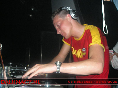 [img width=400 height=300 cacheid=000904150019720bbd30d0ed1a00c29c0c]http://www.dalunacy.nl/_pictures/20050528/2005052893.JPG[/img]