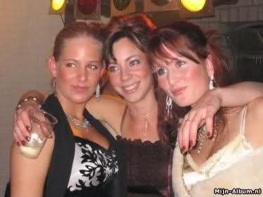 [img width=375 height=281 cacheid=00091c700019c5b01ef6574c1e00020d8a]http://tinypic.com/ighpg1.jpg[/img]