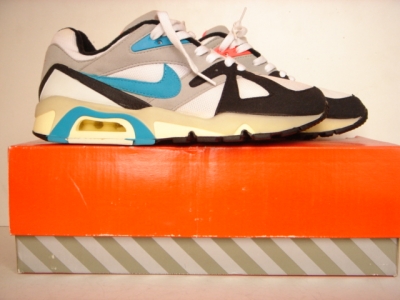 [img width=400 height=300 cacheid=00091efc0019d01b56b9968f1a00c938a5]http://www.thedailysnkr.com/images/dsc00372_copy1.jpg[/img]