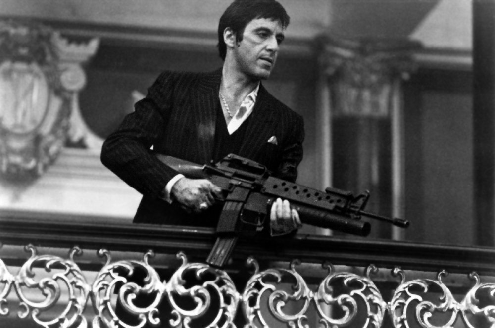 [img width=681 height=451 cacheid=000a3b98001d91e2bc08cc751e0002afed]http://www.cinemastrikesback.com/news/daily/scarface-1000-5.jpg[/img]