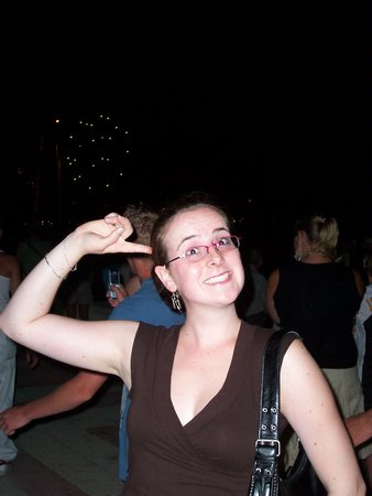 [img width=338 height=450 cacheid=000a43f2001da9c03a43c6741e0002b2b4]http://www.members.lycos.nl/schoenentik/Vakantie%20Spanje%20Blanes%202005/Blanes%202005%20Joey%20130.jpg[/img]