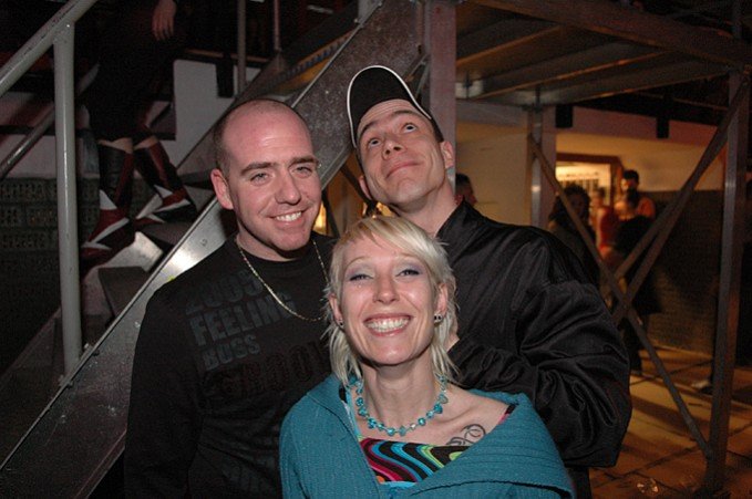 [IMG]http://i30.photobucket.com/albums/c323/sjaak-ruska/digitaloverdose.jpg[/IMG]