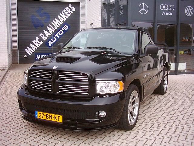 [img width=640 height=480 cacheid=000b25a60020514f22c42a151a0127a74b]http://img.photobucket.com/albums/v54/indyram/srt10/2.jpg[/img]