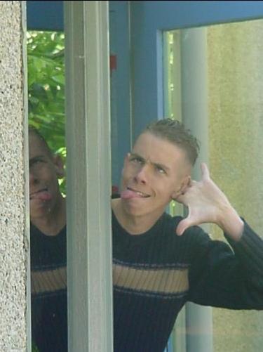 [img width=375 height=501 cacheid=000ba670002199f692f0b74b1e000e7bc8]http://images.cu2.nl/cu2.nl/user/362/509/0/pics/25.jpg[/img]