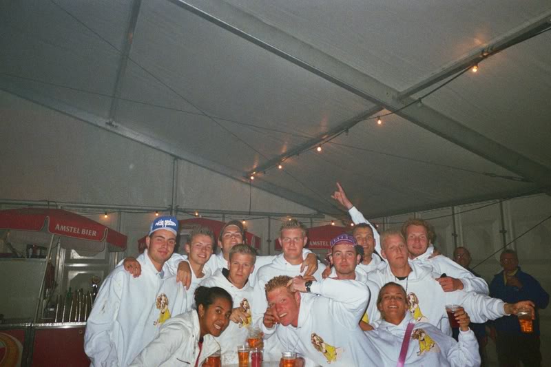 [img width=800 height=533 cacheid=000bcbe00021effbf7b32d9e1e000381ff]http://i74.photobucket.com/albums/i244/sjoerd82/14A_00024.jpg[/img]