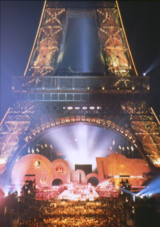 [img width=233 height=330 cacheid=000c05440022942ce897be2a1a014ec64a]http://www.gentlelook.nl/images/stad_parijs2.jpg[/img]