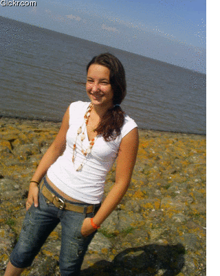 [img width=320 height=400 cacheid=000db0e50027385b4a67a3db1e000aa7d0]http://i14.tinypic.com/2z3qh5d.gif[/img]