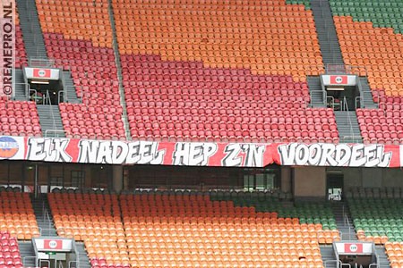 [img width=450 height=300 cacheid=000dd7580027a33a72aebf3d1a01da79bb]http://www.ajaxfotoside.net/0607thuis/rkcbek/140.jpg[/img]