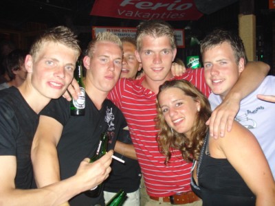 [img cacheid=000df7140027f421bf3075db1e0005a3cb]https://partyflock.nl/images/user/237733_large.jpg[/img]