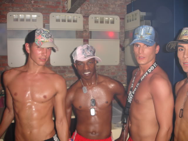 [img width=640 height=480 cacheid=000df9ec0027faecd791e52d1e0005a57c]http://i64.photobucket.com/albums/h170/MoonwalkerNL/DSC00645.jpg[/img]