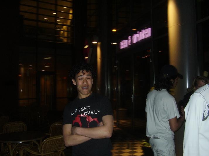 [img width=640 height=480 cacheid=000dfb3d0027fde9428dd2b91a01e4ebe8]http://dealerspel.nl/nonameparty/2104/38groot.JPG[/img]