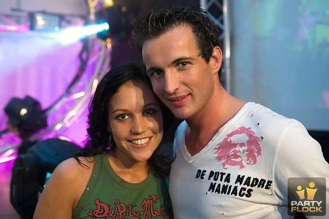 [img cacheid=000e14ec002841f87a447f951e0005c87b]https://photo.partyflock.nl/images/69754/main/274179.jpg[/img]