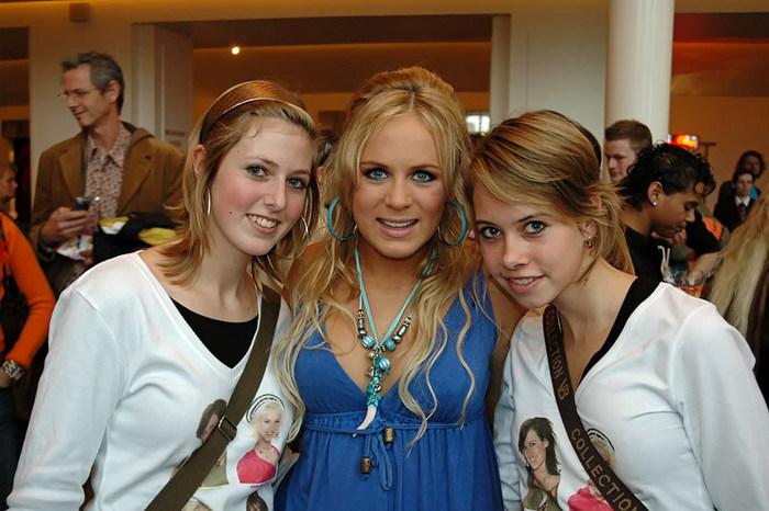 [IMG]http://img392.imageshack.us/img392/1451/344749896cudy2ffda5cw4.jpg[/IMG]