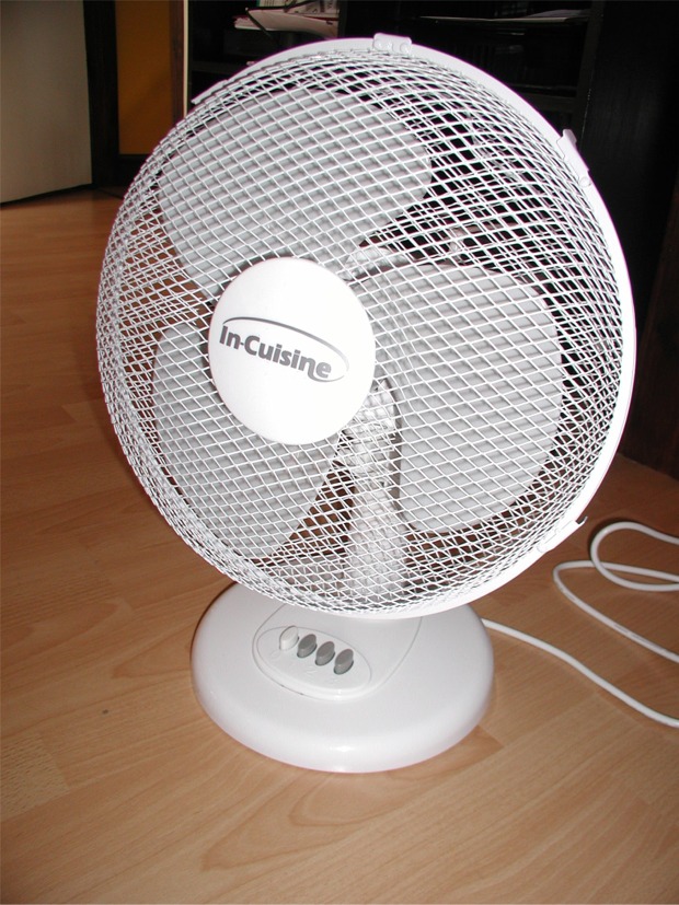 [img width=620 height=827 cacheid=000f0350002a7e862fccf3491a022bf2c3]http://www.htcnetworks.co.uk/12%20Fan%20rs.jpg[/img]