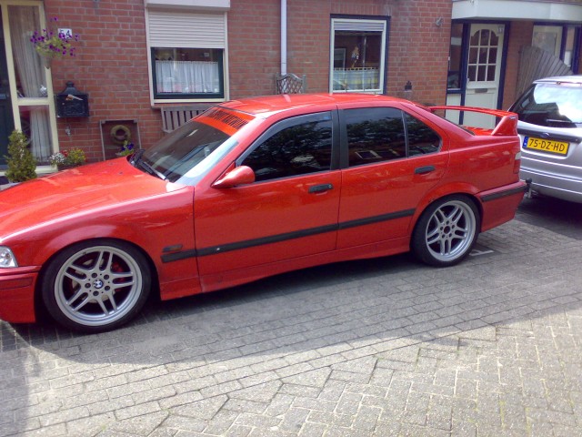 [img width=640 height=480 cacheid=000f1c5e002ab640f648ce701a022e893d]https://album.partyflock.nl/16052977.jpg[/img]