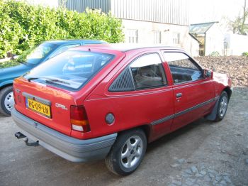 [img width=350 height=262 cacheid=000f2f2f002ae07d3c6e166d1a0231f5fd]http://www.jeroenklop.nl/Kadett/Bewerkt%20Opel%20Kadett%20002.jpg[/img]